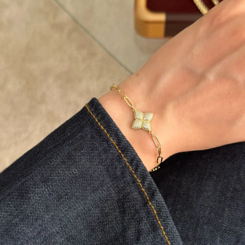 Gold Yonca Bileklik