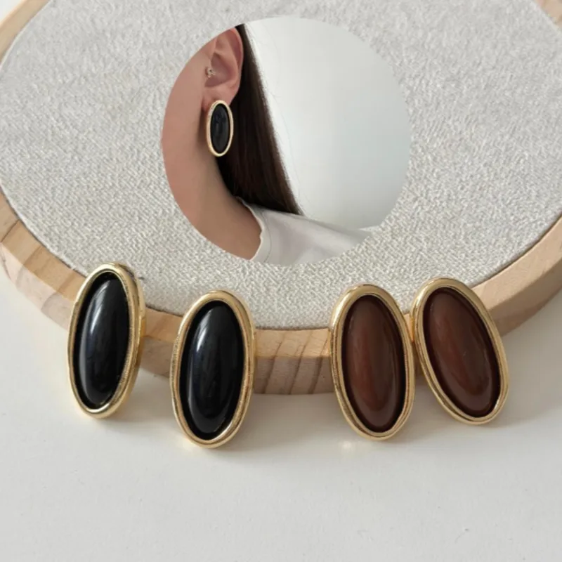 Mng Kahverengi Oval Gold Küpe